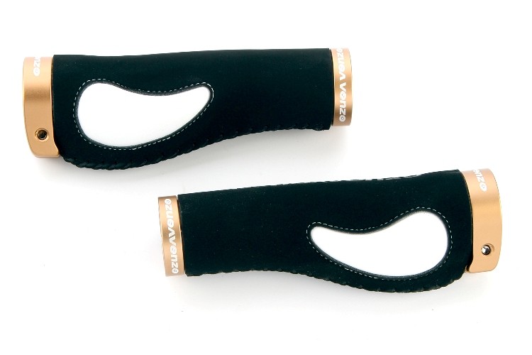 Ручки руля VENZO COMFORT VZ-E05-006, длина 138 мм, черно-белые, кожа, золотые фиксаторы