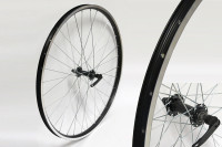 Колесо в сборе 26", переднее, обод двухстеночный XTB26, втулка JOY TECH JY731DSE, 32H, V-Brake, WEINMANN